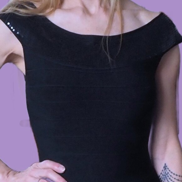 Dress - Picture 4 of 5